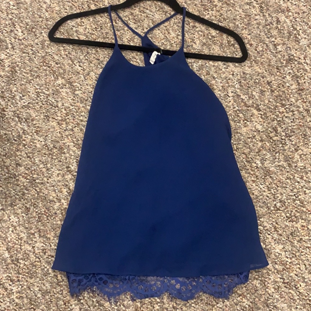 Soprano Lace Trim Tank - Picture 3 of 3
